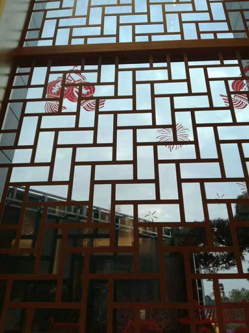 浴室铝扣板出厂直销 省去中间商差价，搭配仿古铝窗花，打造高品质卫浴空间